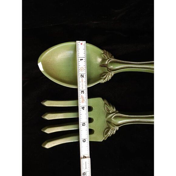 Vintage Green Ceramic Spoon & Fork Wall Decor Set With Ornate Details - Picture 8 of 8